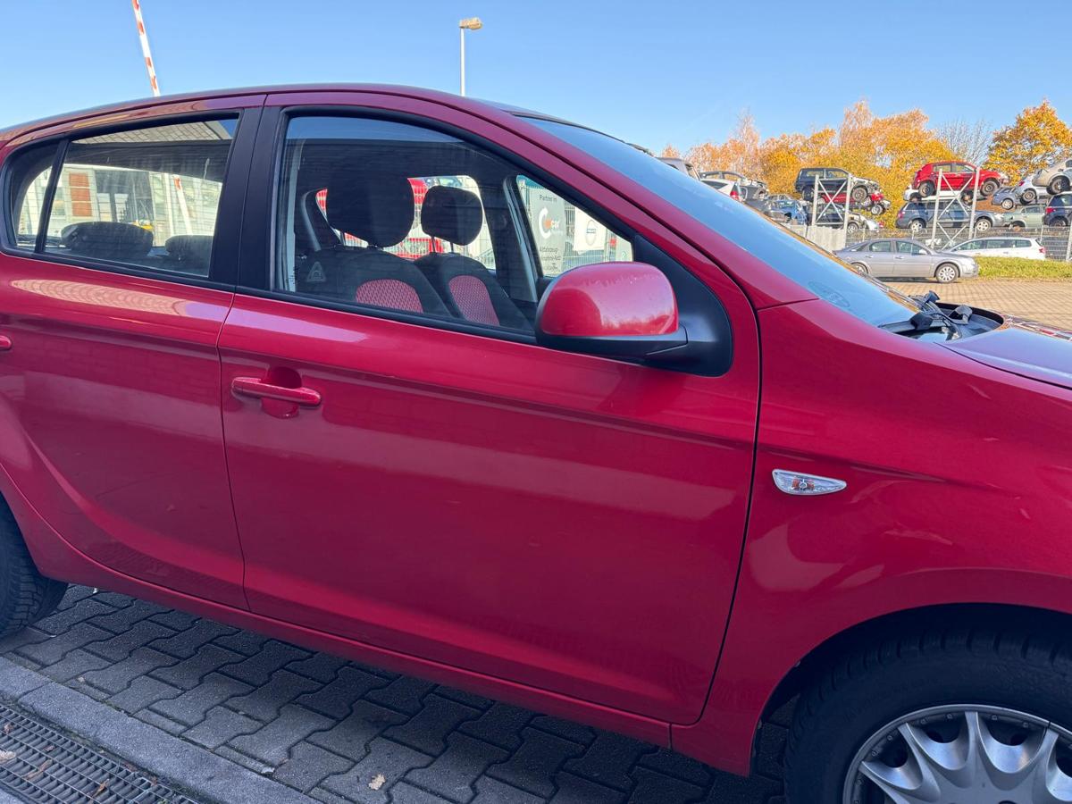 Hyundai I20 PB original Tür vorn rechts BH Electric Red Rohbau 5 Türer BJ09